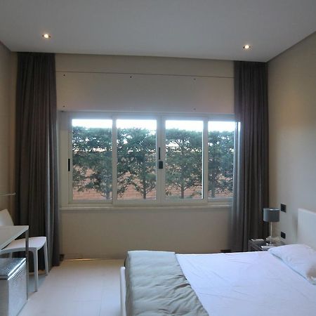 B&Beach Cagliari Guest House Luaran gambar