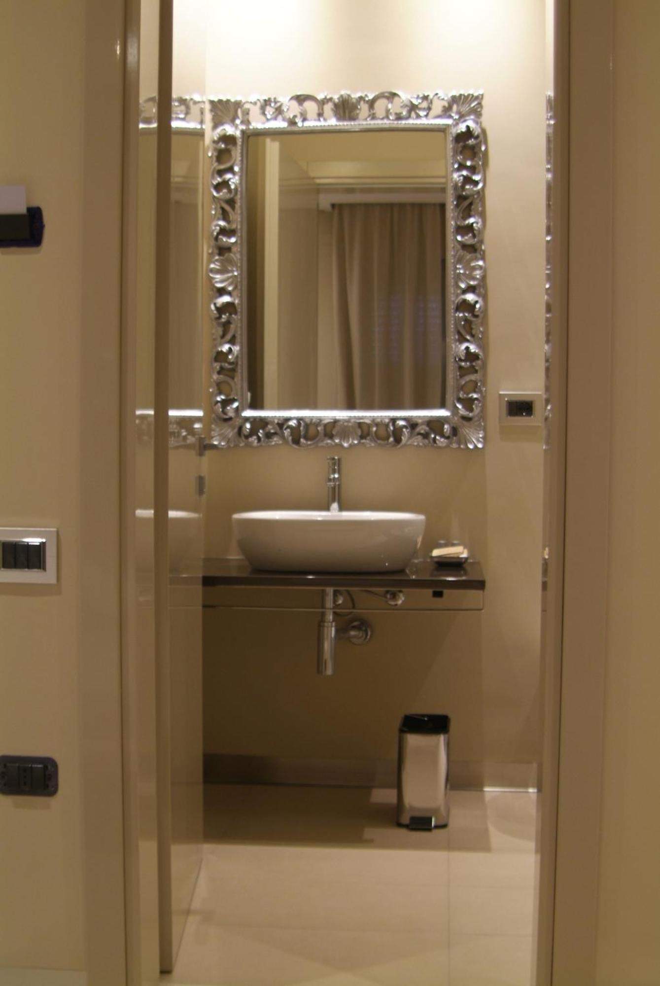 B&Beach Cagliari Guest House Luaran gambar