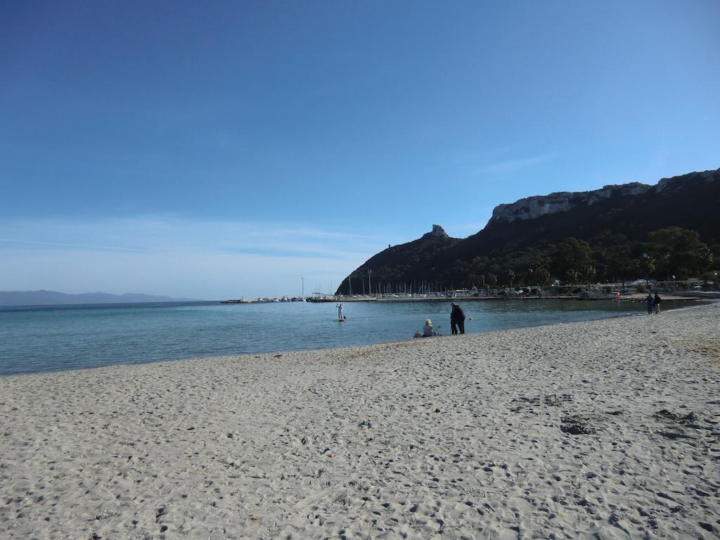 B&Beach Cagliari Guest House Luaran gambar