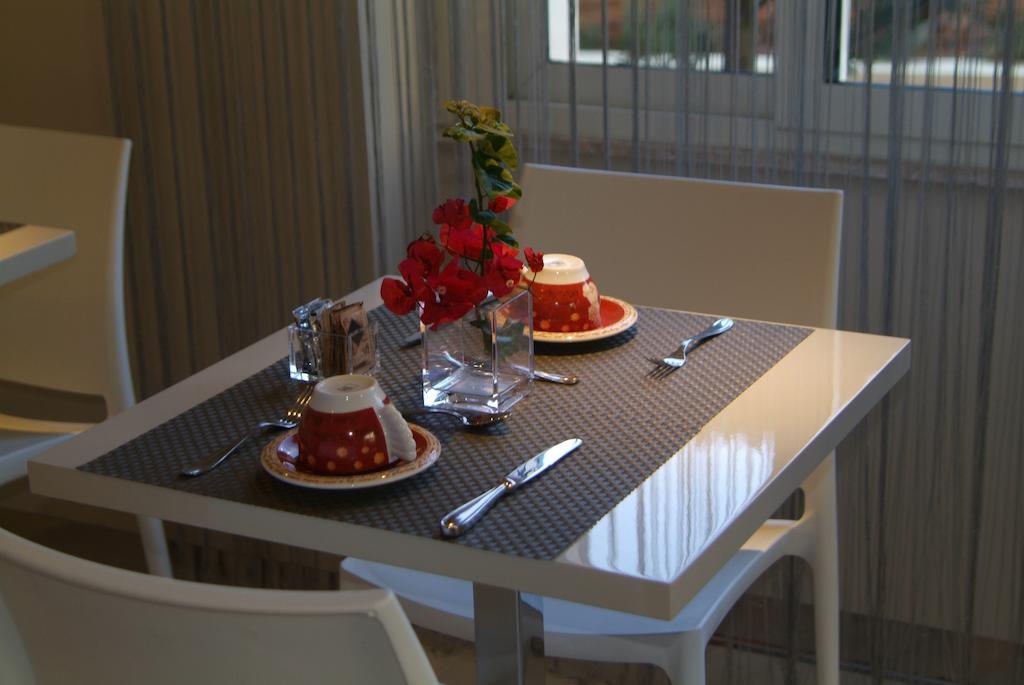 B&Beach Cagliari Guest House Luaran gambar
