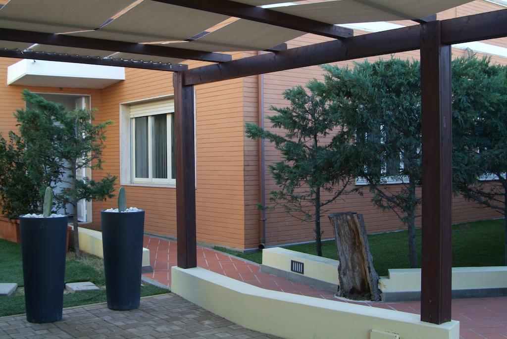 B&Beach Cagliari Guest House Luaran gambar