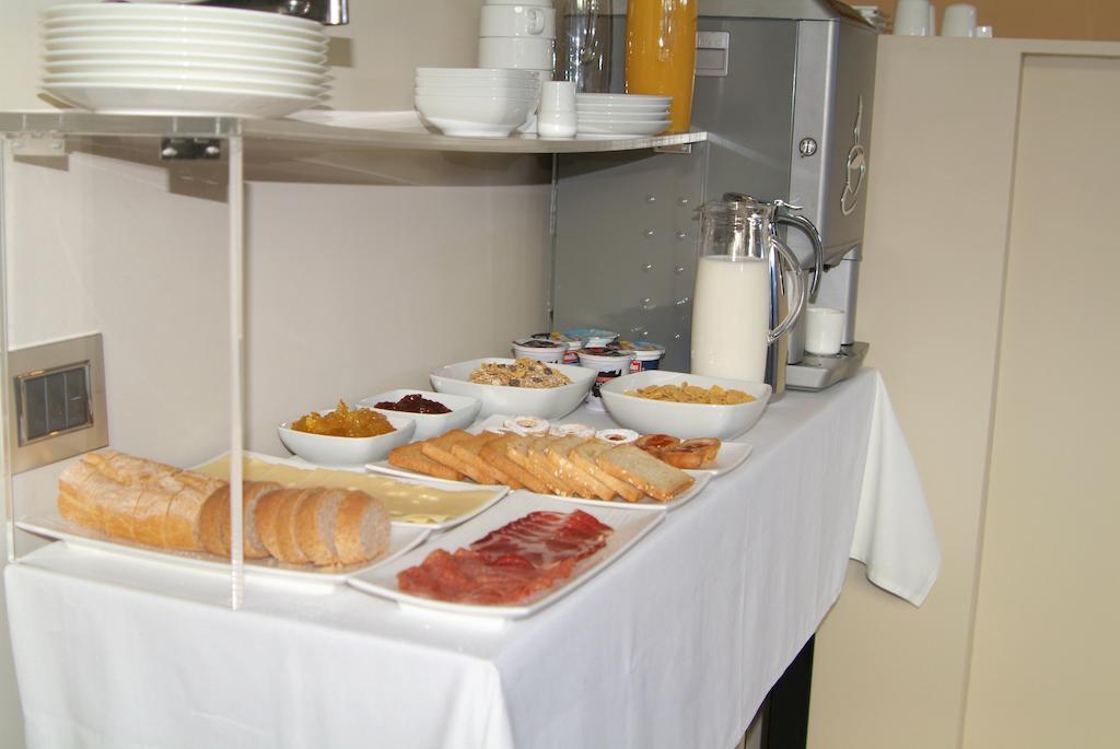 B&Beach Cagliari Guest House Luaran gambar